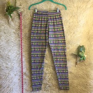 Hot Kiss Neon Tribal Print Ultra-Soft Leggings OS